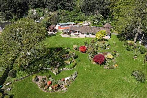 4 bedroom detached bungalow for sale, Private grounds on the periphery of Clevedon