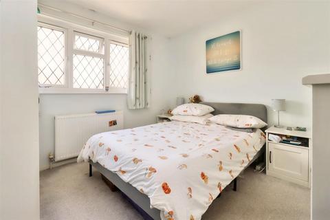 1 bedroom terraced house for sale, Close to lovely riverbank walks in Clevedon