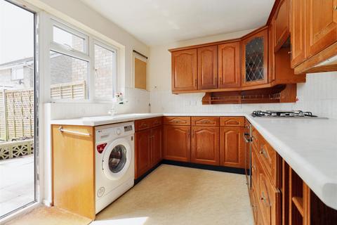 2 bedroom terraced house for sale, Cul-de-sac location within Yeolands Drive, Clevedon