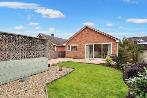 13 Clover Close, Clevedon, BS21 6EB