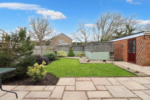 13 Clover Close, Clevedon, BS21 6EB