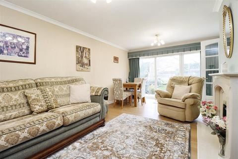 13 Clover Close, Clevedon, BS21 6EB