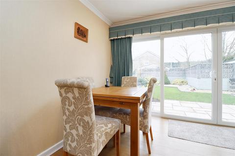 13 Clover Close, Clevedon, BS21 6EB
