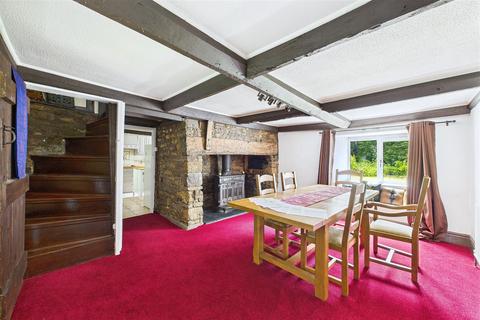 4 bedroom detached house for sale, Period cottage nestled away close to Clevedon Town Centre