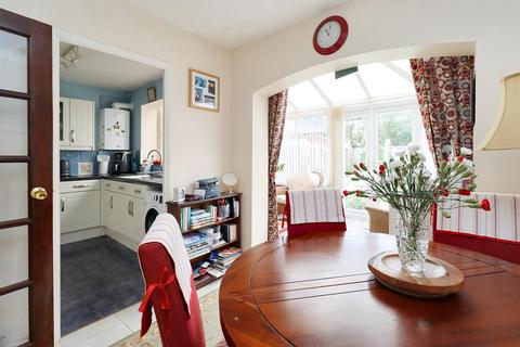 14 Byfields, Clevedon, BS21 5HP