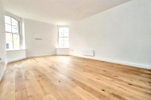 undefined, Modern luxury in a prestigious coastal location