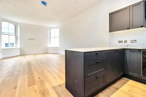 undefined, Modern luxury in a prestigious coastal location