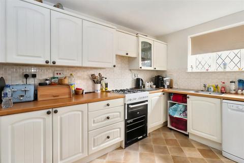 3 bedroom end of terrace house for sale, Positioned close to Clevedon Town Centre