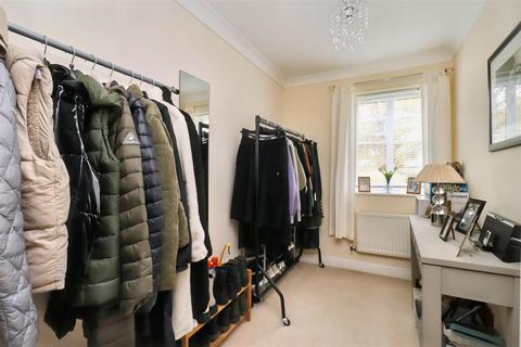 26 Central Way, Clevedon, BS21 6SY