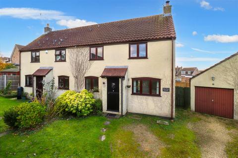 2 bedroom house for sale, Cottage style home in quiet backwater of Nailsea