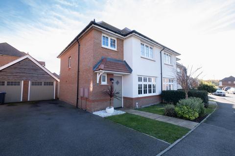 3 bedroom semi-detached house for sale, Bancord Avenue, Herne Bay, CT6