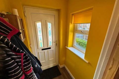 2 bedroom semi-detached house for sale, 8 Magpie Lane, Oldham, OL4 5PB