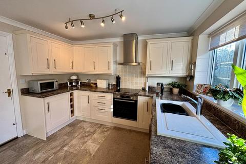 3 bedroom detached house for sale, Woodchurch Close, Little Benton, Newcastle upon Tyne, NE7