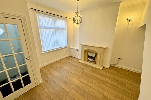 2 bedroom terraced house to rent, Eldon Street, Darlington DL3