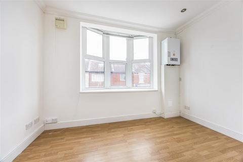 1 bedroom flat for sale, Twyford Avenue, Portsmouth PO2