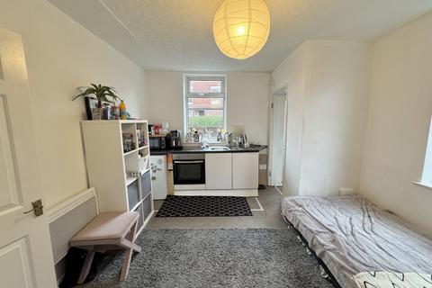 1 bedroom flat to rent, Beech Road, Manchester, M21 8BX