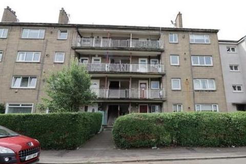 3 bedroom flat to rent, Kirkoswald Road, Glasgow