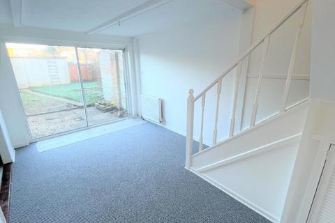 3 bedroom house to rent, Hunters Place, Droitwich