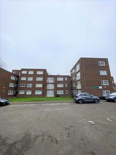 2 bedroom flat to rent, Chesswood Way, Pinner HA5