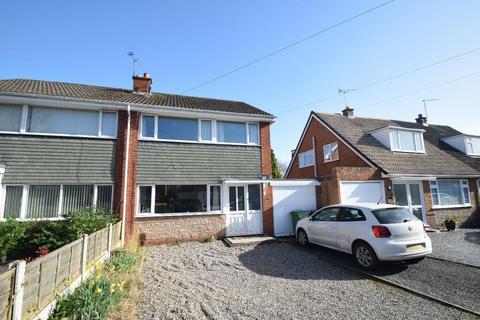 4 bedroom semi-detached house to rent, 54 Chetwynd Grove