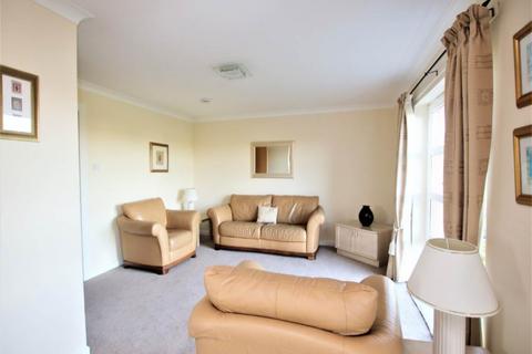 2 bedroom flat to rent, Gylemuir Road, Corstorphine, Edinburgh