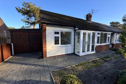 2 bedroom semi-detached bungalow for sale, Pear Tree Croft, Longton, Preston, PR4