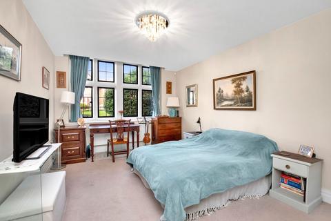 undefined, Kings Drive, Midhurst GU29