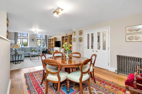 undefined, Kings Drive, Midhurst GU29