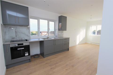 1 bedroom apartment to rent, Eastwood Road North, Leigh-on-Sea, Essex, SS9