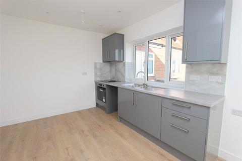 1 bedroom apartment to rent, Eastwood Road North, Leigh-on-Sea, Essex, SS9