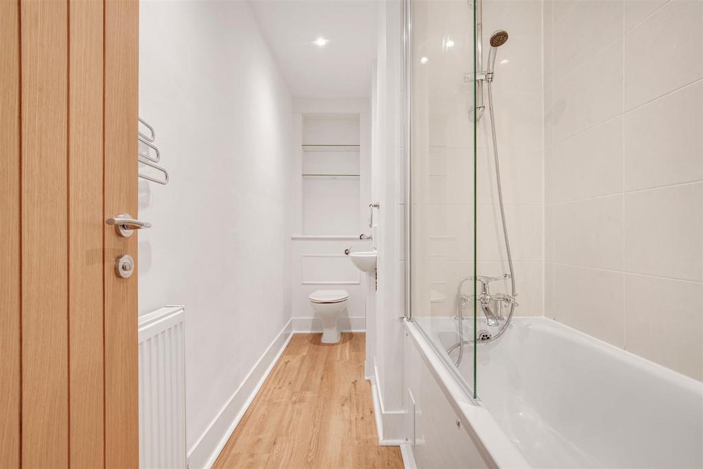 James anderson-flat 1 cedar court-sw14 6 .jpg