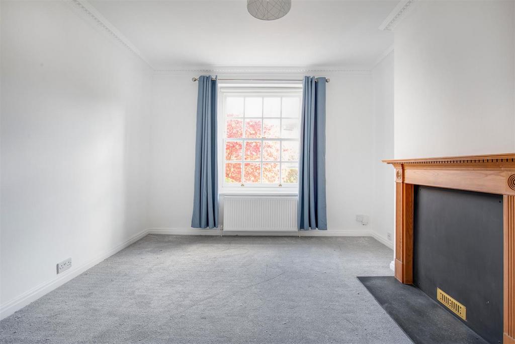 James anderson-flat 1 cedar court-sw14 4 .jpg
