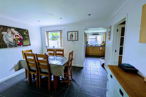 4 bedroom detached house for sale, Louies Lane, Diss IP22