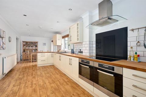 4 bedroom detached house for sale, Elm Grove, Diss IP22