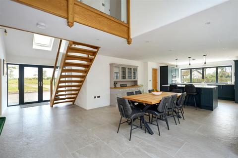 4 bedroom detached house for sale, Stone Lane, Diss IP22