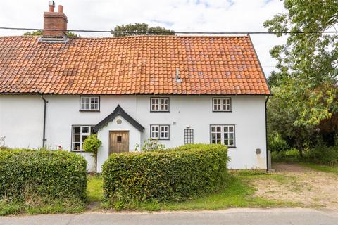 4 bedroom cottage for sale, Church Road, Diss IP22