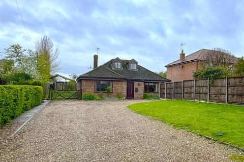 4 bedroom chalet for sale, Garden House Lane, Diss IP22