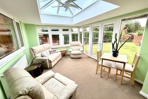 3 bedroom detached bungalow for sale, Valley Road, Norwich NR15