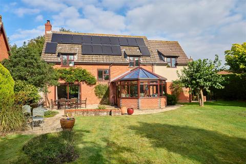 5 bedroom detached house for sale, Long Green, Diss IP22