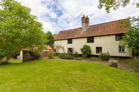 5 bedroom farm house for sale, Cargate Common, Norwich NR16