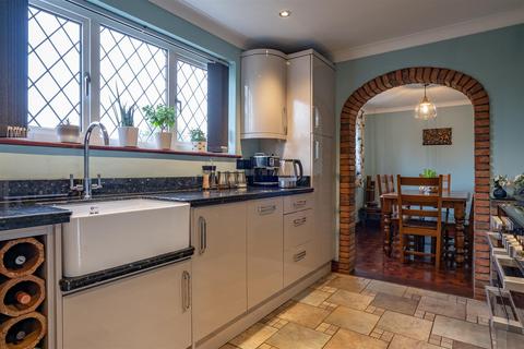 3 bedroom detached house for sale, The Street, Halesworth IP19