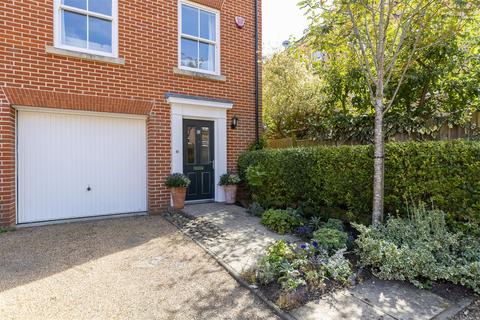 4 bedroom townhouse for sale, Skoulding Place, Halesworth IP19