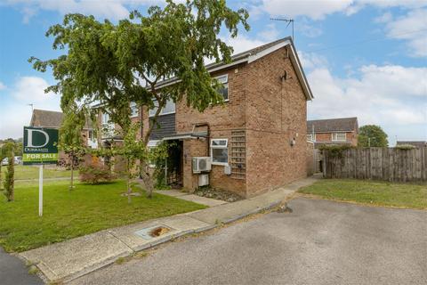 3 bedroom semi-detached house for sale, Lansbury Road, Halesworth IP19