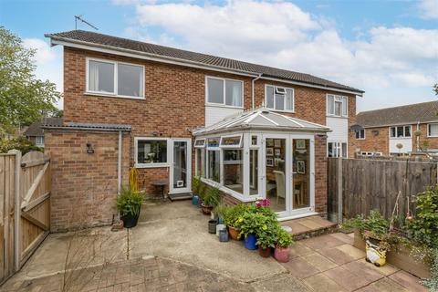 3 bedroom semi-detached house for sale, Lansbury Road, Halesworth IP19