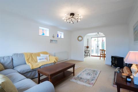 undefined, Peasenhall Road, Halesworth IP19