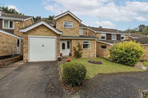 4 bedroom detached house for sale, Lower Park Walk, Suffolk IP19