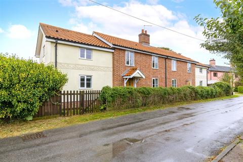 4 bedroom detached house for sale, The Street, Halesworth IP19