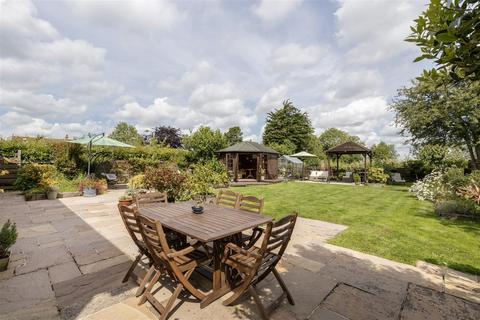 4 bedroom detached house for sale, Mill Road, Suffolk IP17