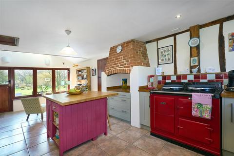 4 bedroom detached house for sale, Poppys Lane, Diss IP21