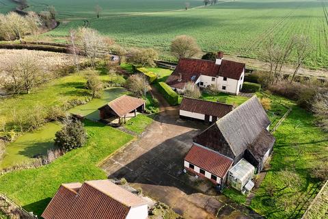 4 bedroom detached house for sale, Poppys Lane, Diss IP21